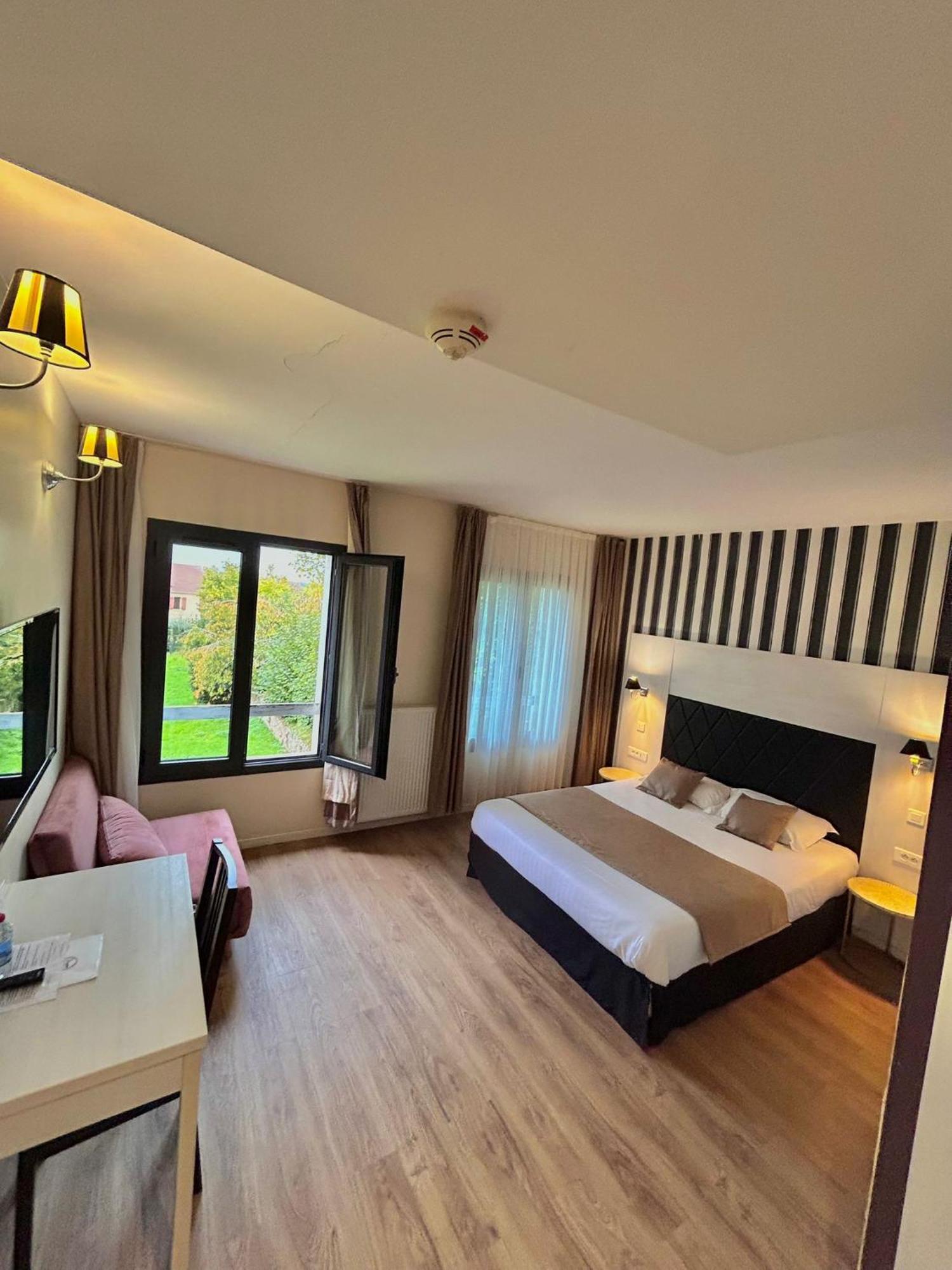 Thoiry Etoile Lodge Eksteriør bilde