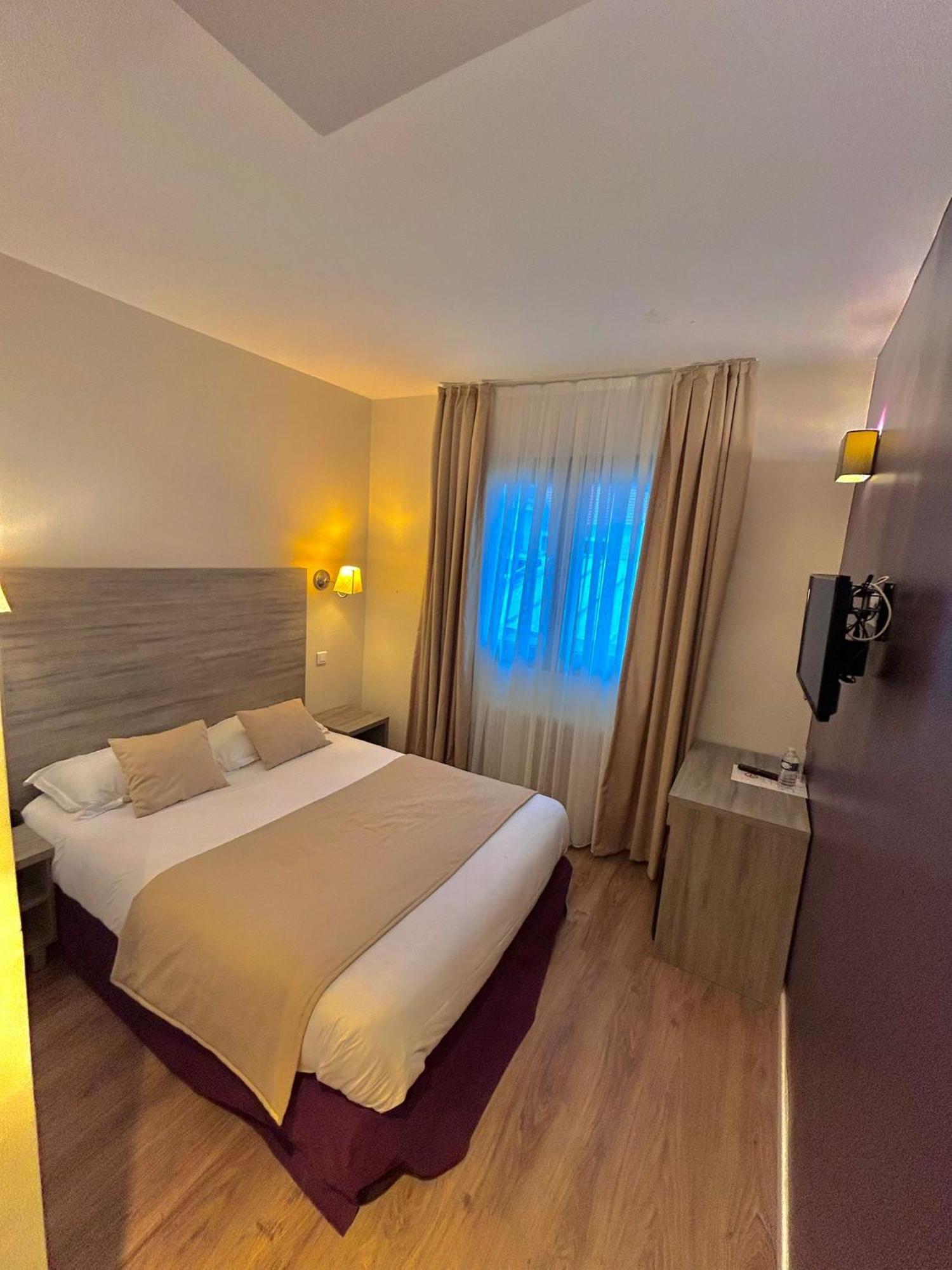 Thoiry Etoile Lodge Eksteriør bilde