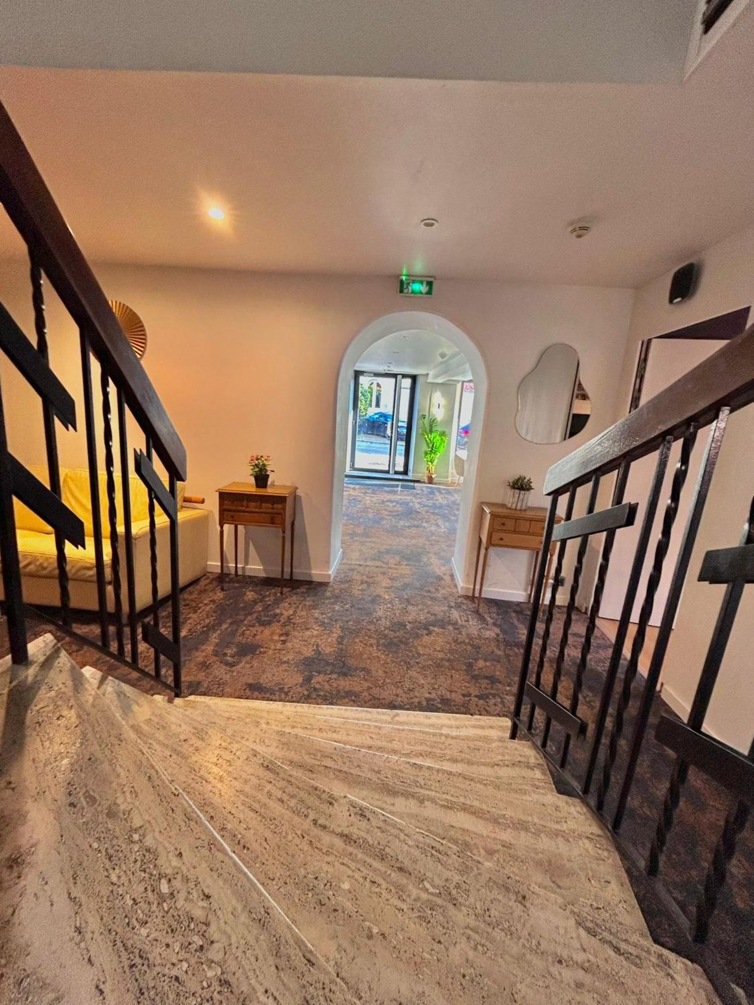 Thoiry Etoile Lodge Eksteriør bilde